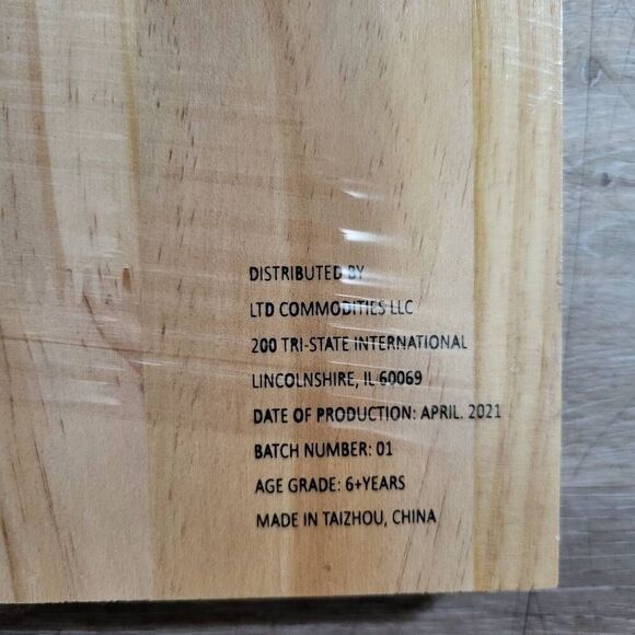 Tic-Tac-Toe with Christmas Pieces - Snowman/Snowflake Christmas Board Game - - Picture 3 of 4